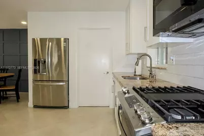 9731 Bel Aire Dr #0, Cutler Bay, FL 33157 - Photo 15