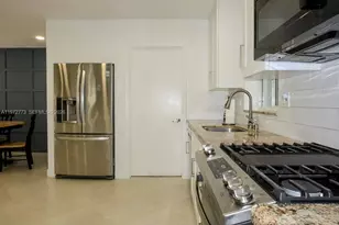 9731 Bel Aire Dr, Cutler Bay, FL 33157 - Photo 15