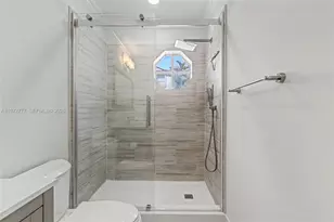 1110 Lemonwood St, Hollywood, FL 33019 - Photo 17