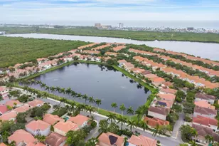 1110 Lemonwood St, Hollywood, FL 33019 - Photo 29