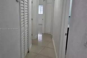 6240 NW 114th St, Hialeah, FL 33012 - Photo 11