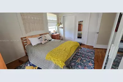 1135 NE 133rd St, North Miami, FL 33161 - Photo 15