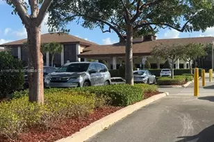 1351 SW 125th Ave, Pembroke Pines, FL 33027 - Photo 23