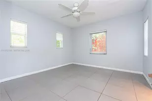330 NE 86th St, El Portal, FL 33138 - Photo 7