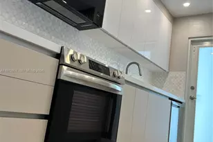 2430 NE 135th St, North Miami, FL 33181 - Photo 5