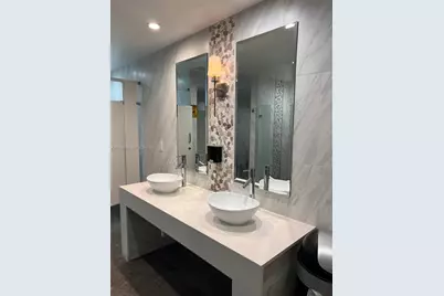 [Address not provided], Hallandale Beach, FL 33009 - Photo 15