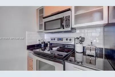 1750 N Bayshore Dr #1712, Miami, FL 33132 - Photo 9