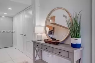 1750 N Bayshore Dr, Miami, FL 33132 - Photo 11