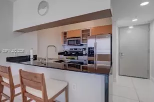 1750 N Bayshore Dr, Miami, FL 33132 - Photo 3