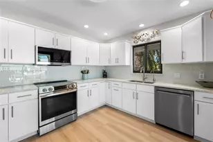 520 12th St, Key Colony, FL 33051 - Photo 5