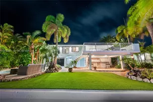 520 12th St, Key Colony, FL 33051 - Photo 3