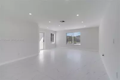 9826 SW 222nd Ter #9826, Cutler Bay, FL 33190 - Photo 23