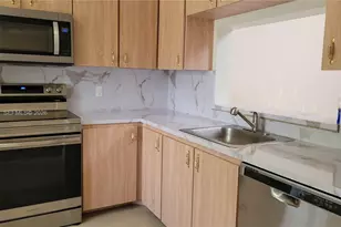 11202 Taft St, Pembroke Pines, FL 33026 - Photo 9