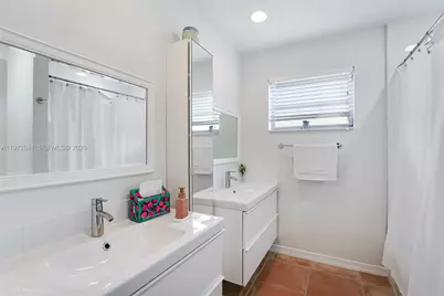 9860 SW 122nd St, Miami, FL 33176 - Photo 17