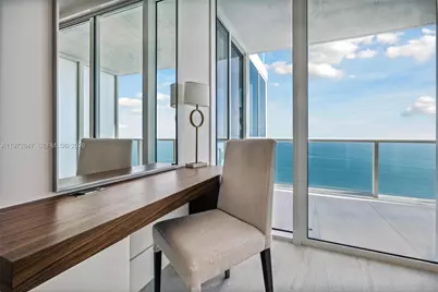 100 S Pointe Dr #3905, Miami Beach, FL 33139 - Photo 11