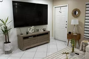 10025 Winding Lake Rd, Sunrise, FL 33351 - Photo 3