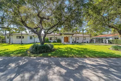 1424 Algardi Ave, Coral Gables, FL 33146 - Photo 3