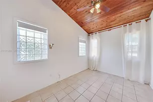 9056 Emerson Ave, Surfside, FL 33154 - Photo 7