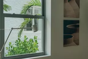 128 NE 46th St, Miami, FL 33137 - Photo 11