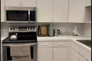 3725 S Ocean Dr, Hollywood, FL 33019 - Photo 17