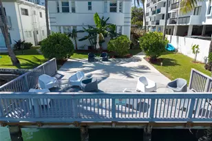 6905 Bay Dr, Miami Beach, FL 33141 - Photo 41