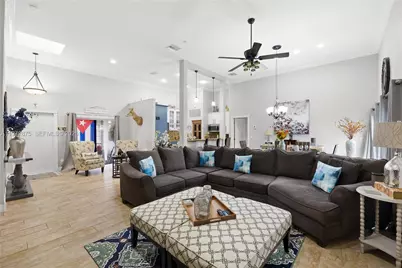 2731 S Parkview Dr, Hallandale Beach, FL 33009 - Photo 17