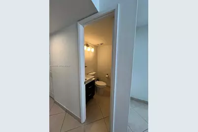600 NE 36th St #1909, Miami, FL 33137 - Photo 7