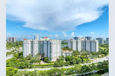 20000 E Country Club Dr #714, Aventura, FL 33180 - Photo 49