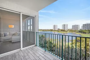 20000 E Country Club Dr, Aventura, FL 33180 - Photo 21