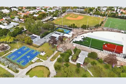 736 12th St #7, Miami Beach, FL 33139 - Photo 29