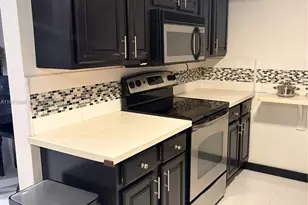 13505 NE 23rd Ct, North Miami, FL 33181 - Photo 3