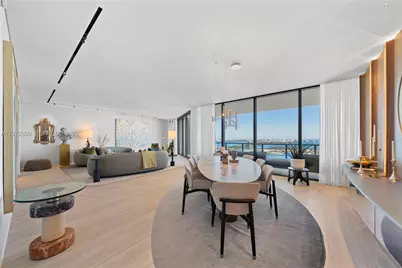 1000 Biscayne Blvd #3201, Miami, FL 33132 - Photo 5