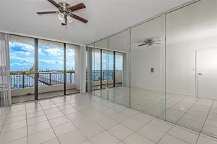 555 NE 15th St, Miami, FL 33132 - Photo 17
