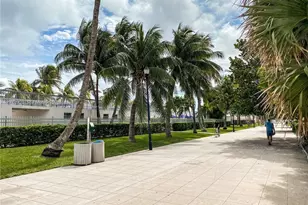 2655 Collins Ave, Miami Beach, FL 33140 - Photo 23