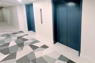 2655 Collins Ave, Miami Beach, FL 33140 - Photo 41