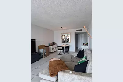 2655 Collins Ave #1404, Miami Beach, FL 33140 - Photo 13