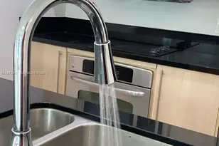 1111 SW 1st Ave, Miami, FL 33130 - Photo 3