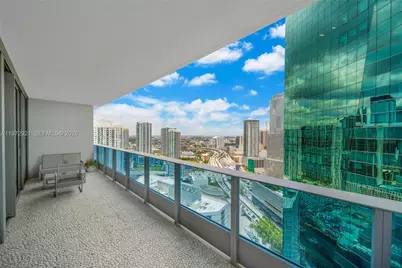 200 Biscayne Boulevard Way #3811, Miami, FL 33131 - Photo 23