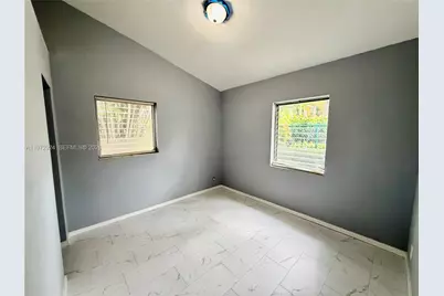 836 NW 12th Ter #2, Fort Lauderdale, FL 33311 - Photo 13