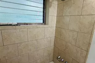 836 NW 12th Terrace, Fort Lauderdale, FL 33311 - Photo 17