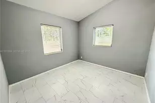 836 NW 12th Terrace, Fort Lauderdale, FL 33311 - Photo 11