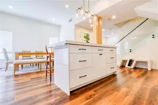 8905 SW 221st Terrace, Cutler Bay, FL 33190 - Photo 11