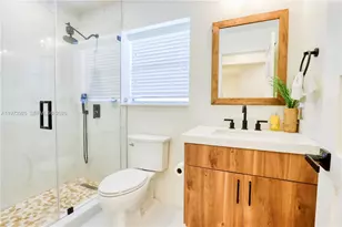 8905 SW 221st Terrace, Cutler Bay, FL 33190 - Photo 33