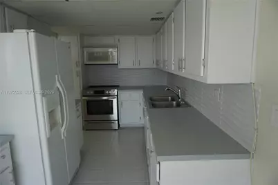 290 174th St #2014, Sunny Isles Beach, FL 33160 - Photo 9