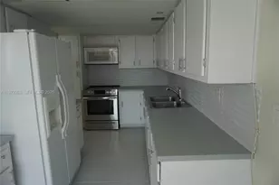 290 174th St, Sunny Isles Beach, FL 33160 - Photo 9