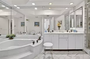 20281 E Country Club Dr, Aventura, FL 33180 - Photo 27