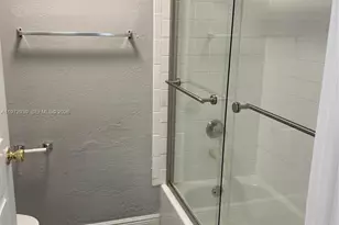 9981 Nob Hill Ct, Sunrise, FL 33351 - Photo 11