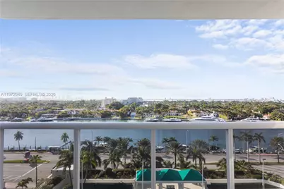 4775 Collins Ave #1006, Miami Beach, FL 33140 - Photo 11