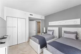 1331 Brickell Bay Dr, Miami, FL 33131 - Photo 25