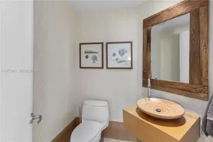 1331 Brickell Bay Dr, Miami, FL 33131 - Photo 27